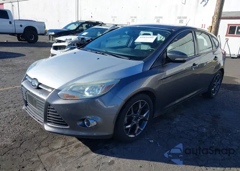 2014 Ford Focus Se z USA, uszkodzony, nr VIN 1FADP3K24EL463834